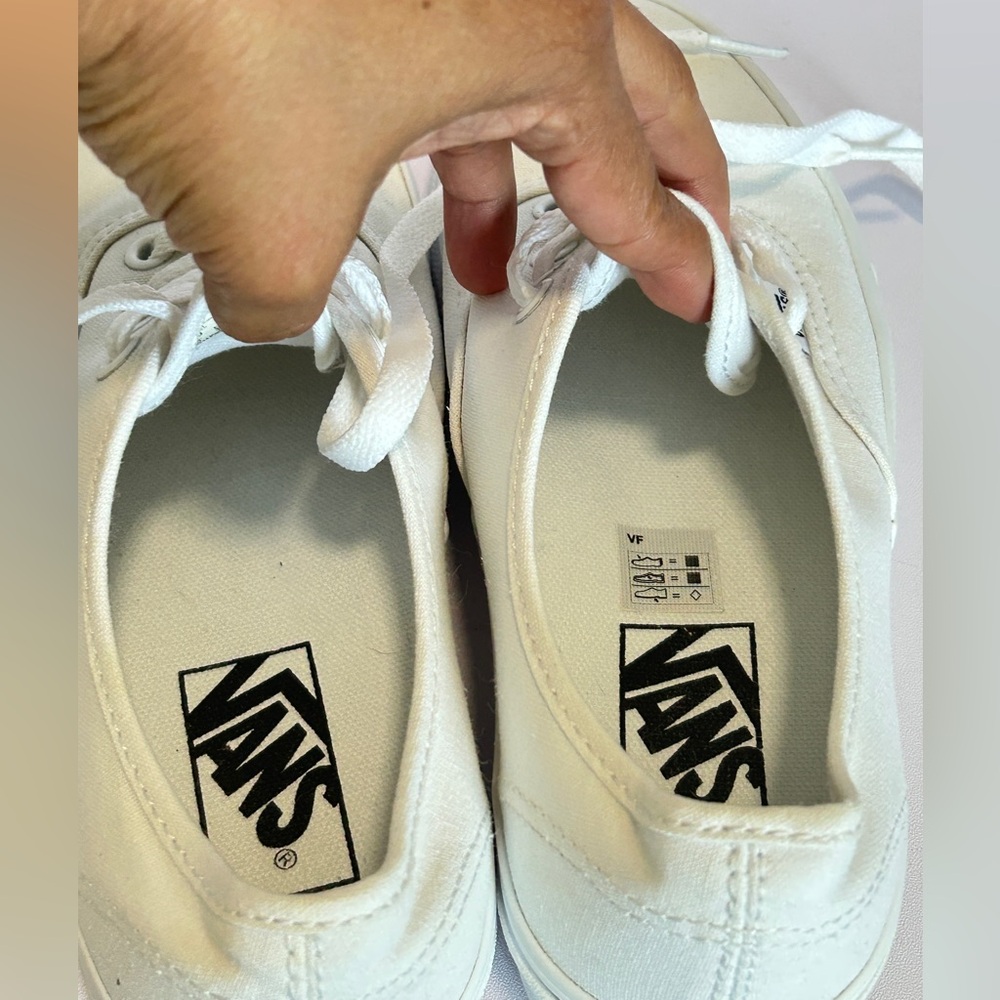 Vans Authentic Skate Women’s Shoe  Size: 5.5 True White - Picture 7 of 14